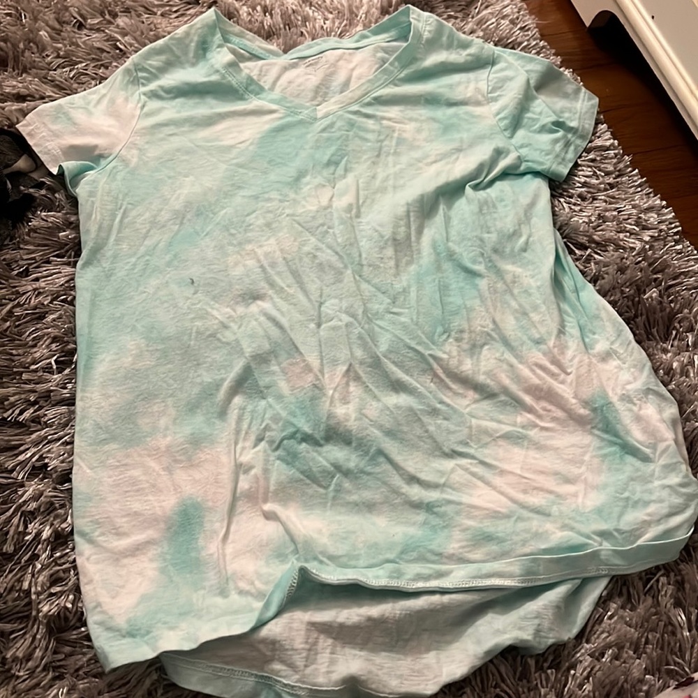 tye-dye t shirt